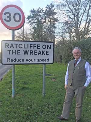 PCC by Ratcliffe on the Wreake 30mph Reduce Your Speed Sign